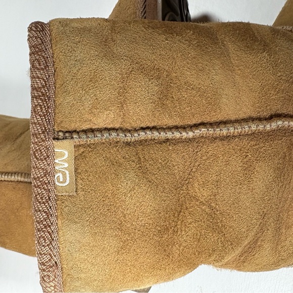 Emu Tan Shearling Winter Boots - Picture 6 of 7